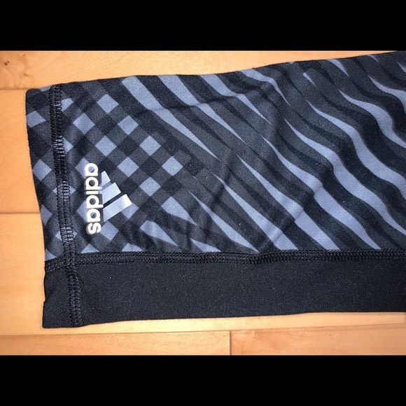 ADIDAS 3/4 tights! - Picture 3 of 7